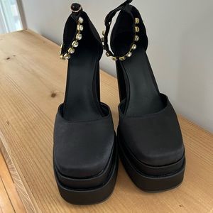 black platform heels